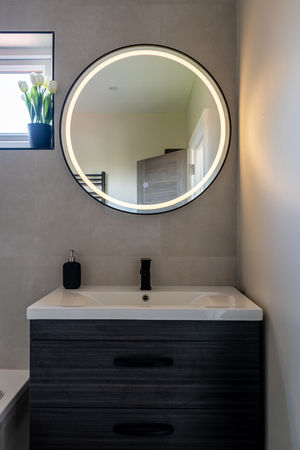 Photo 2- click for photo gallery